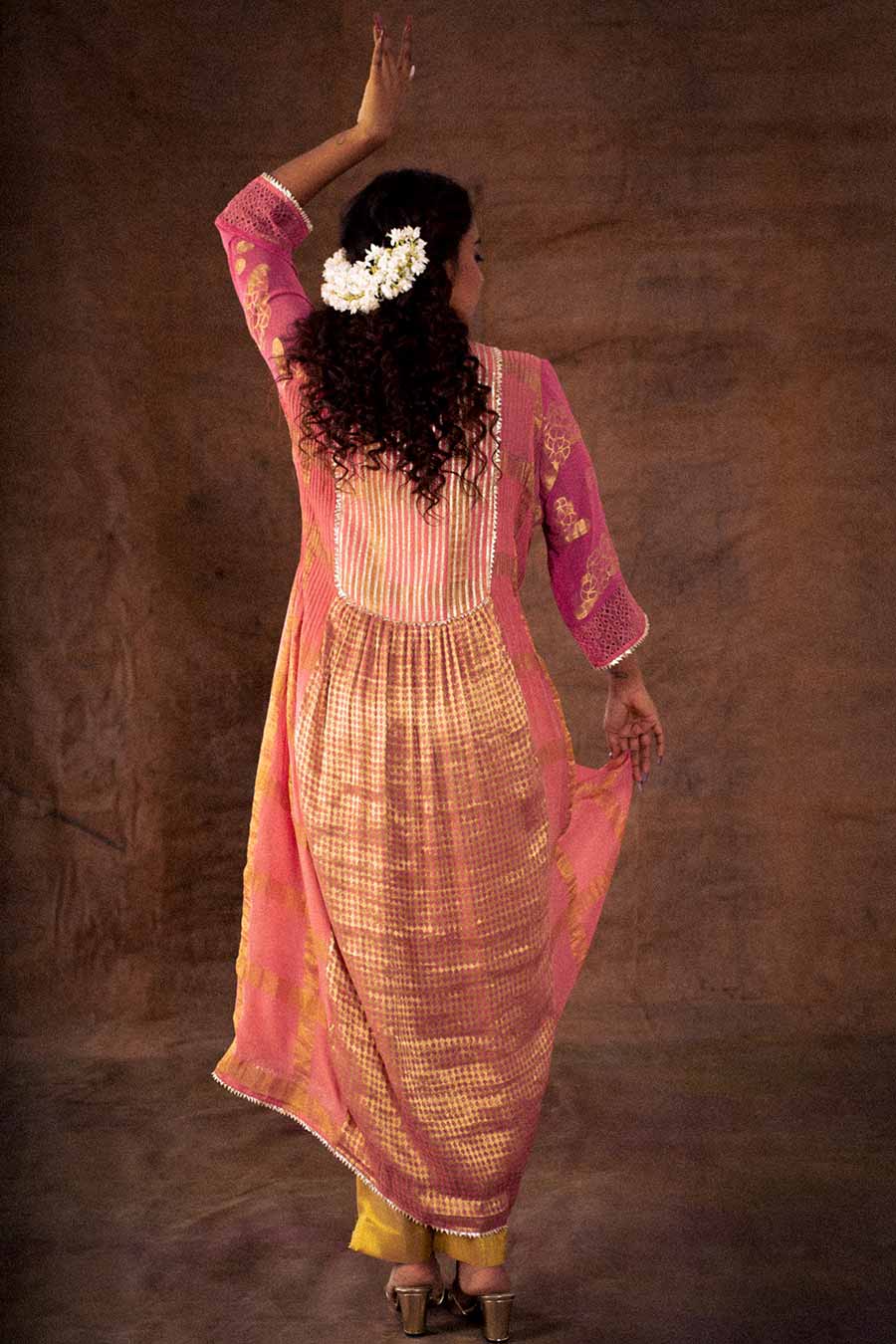 Pink Embellished Kurta Set