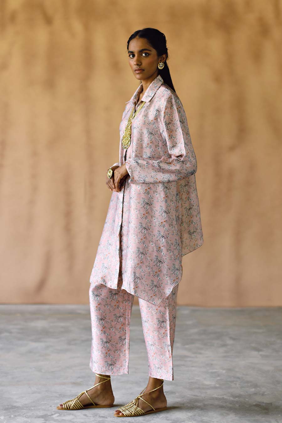 Peach Floral Melon Low Back Shirt