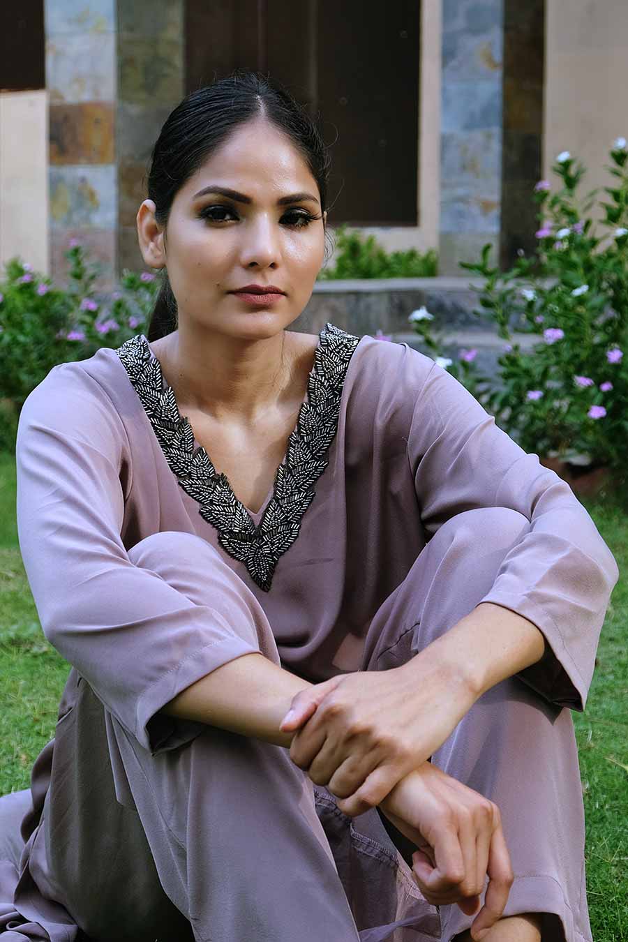 Lilac Neck Embellished Kurta Set