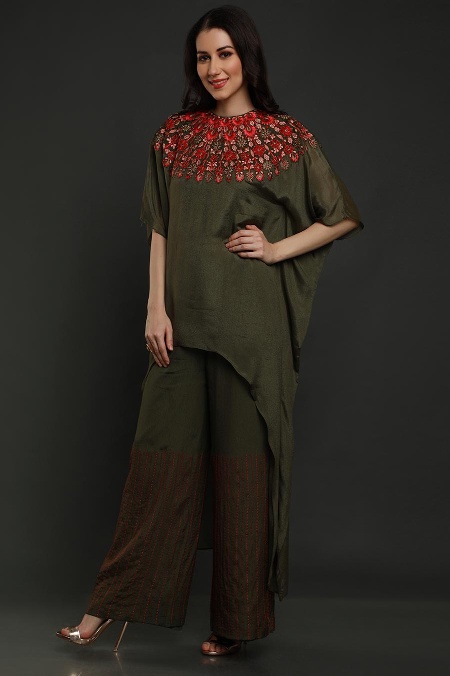 Green Embroidered Tunic & Pants Set