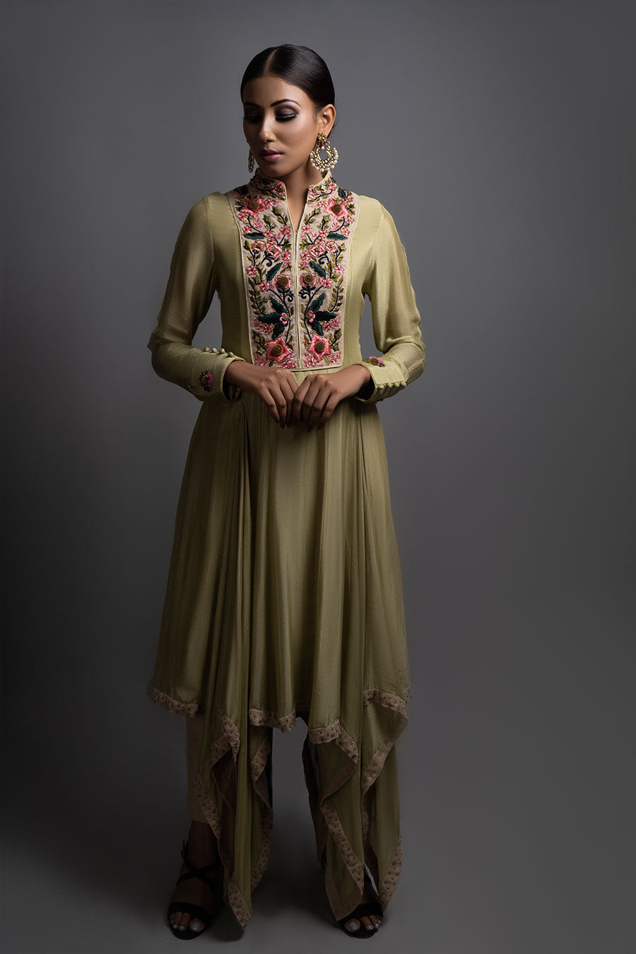 Green Embellished Kurta & Pants Set