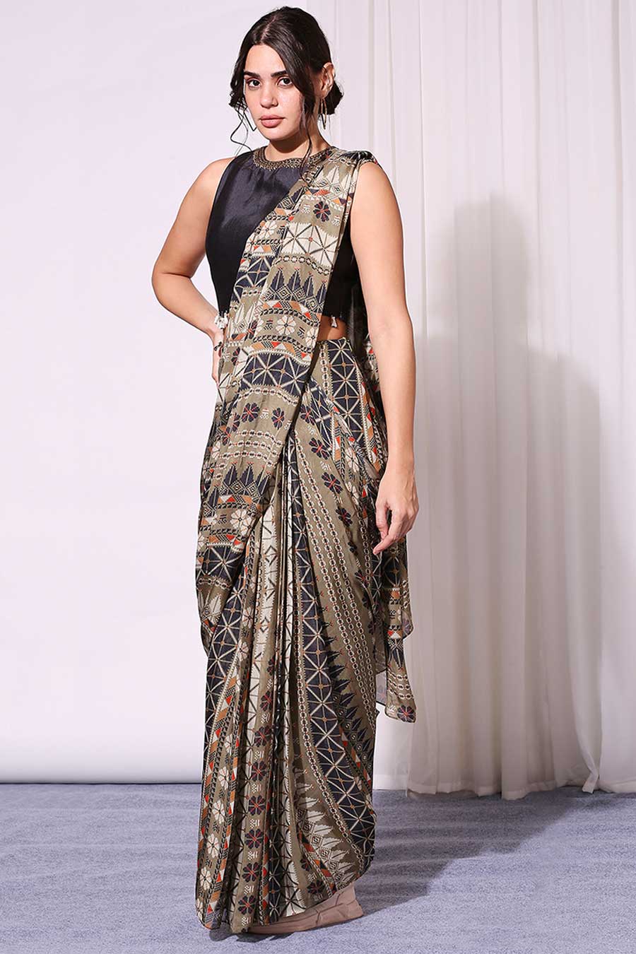 Printed Pre-Stitched Saree & Blouse Set