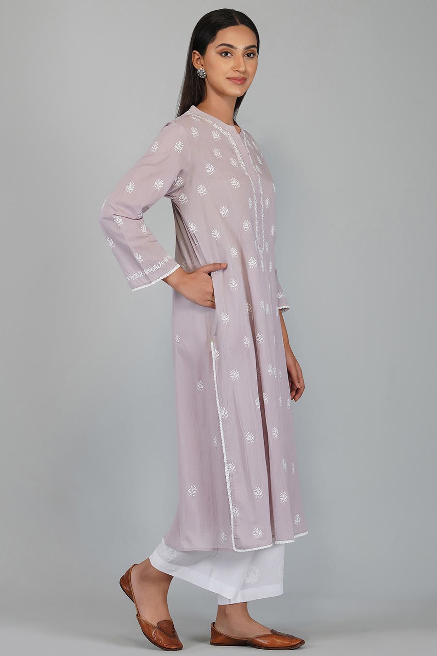 Gauhar Mauve Chikankari Kurta
