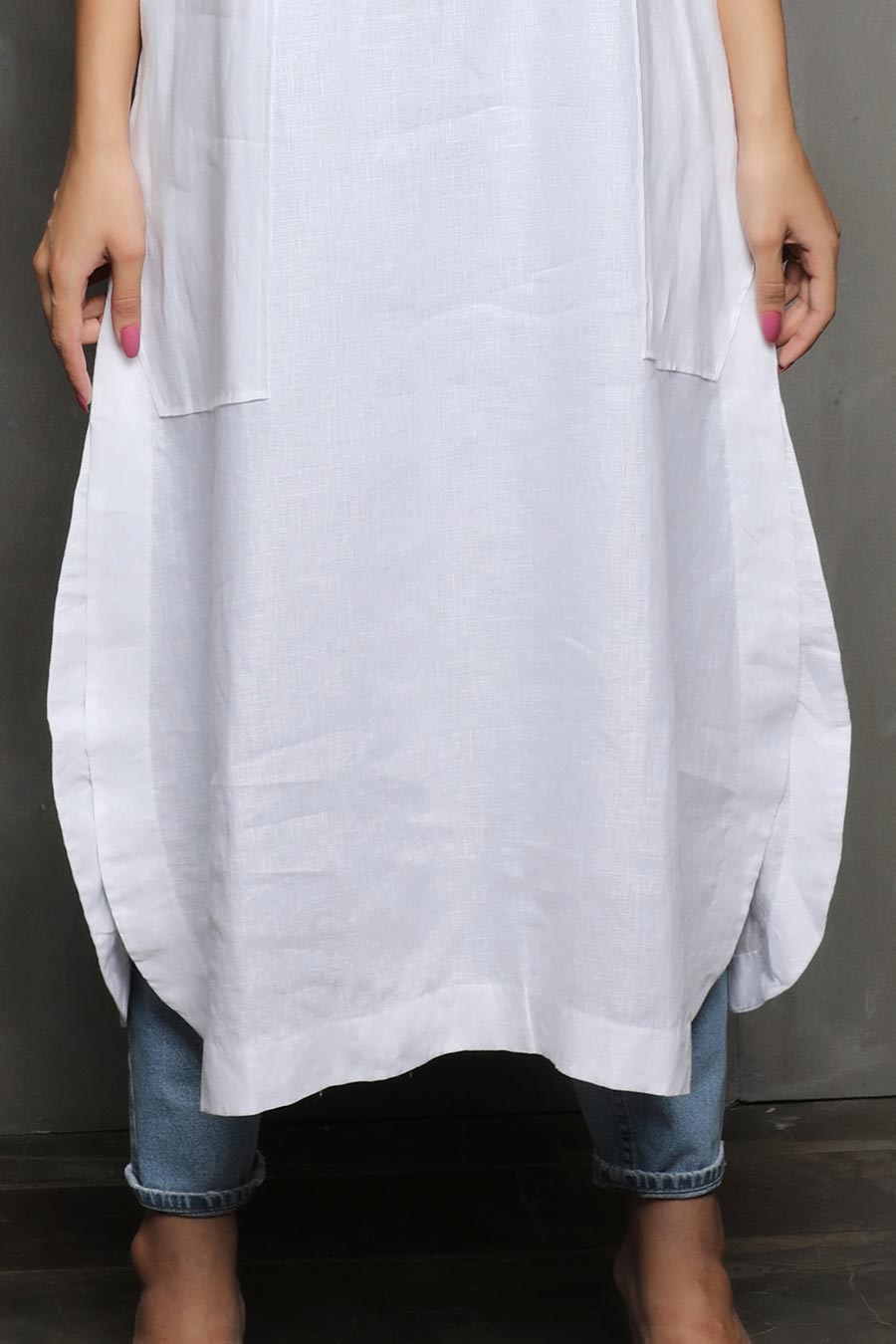 AVYAY - White Cotton Tunic