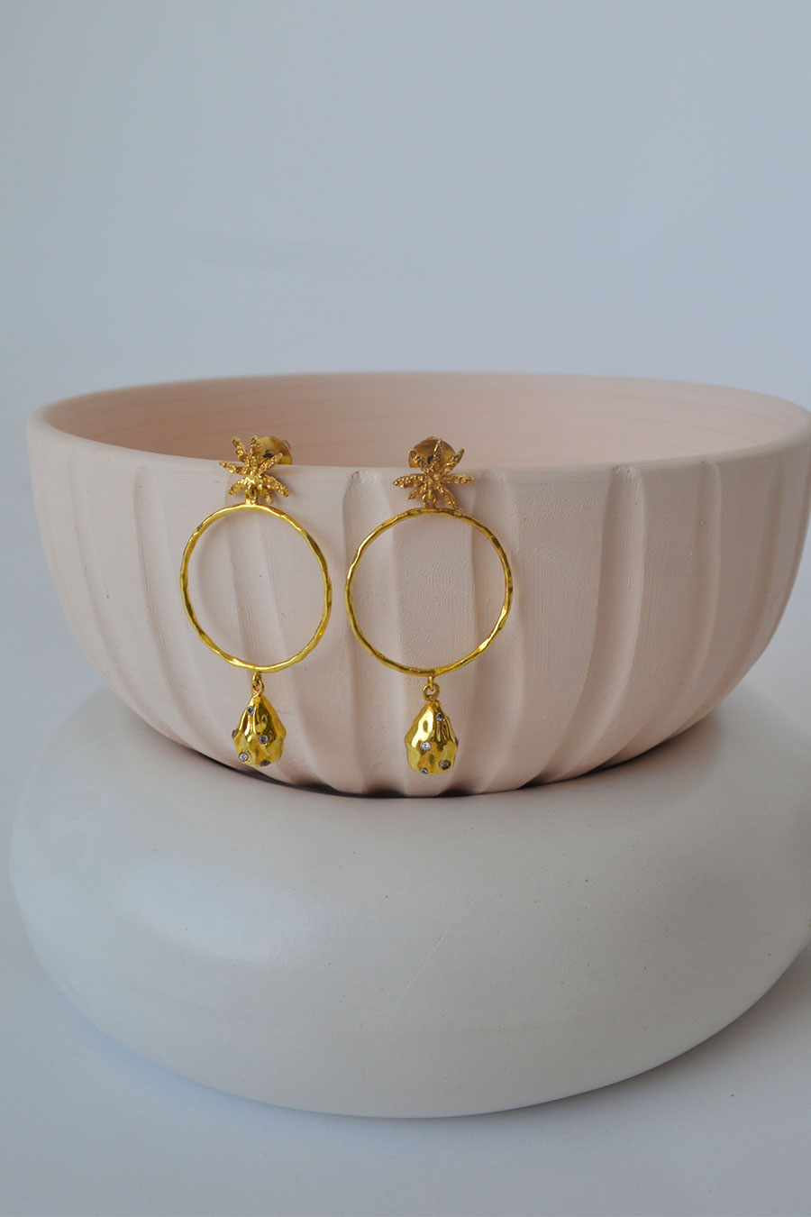 Pearl & Cinnamon Dangle Earrings