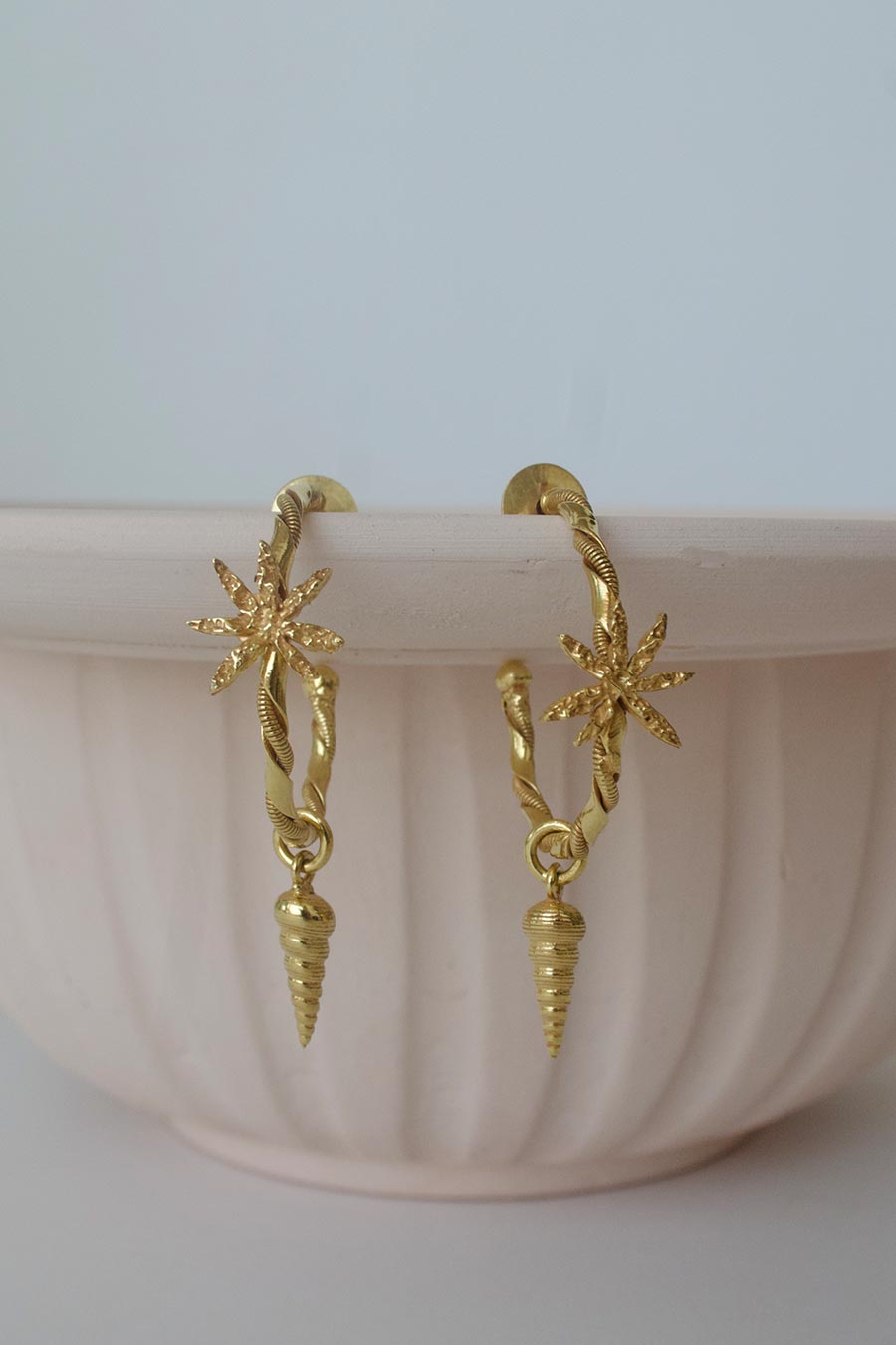 Cinnamon & Shell Hoop Dangle Earrings