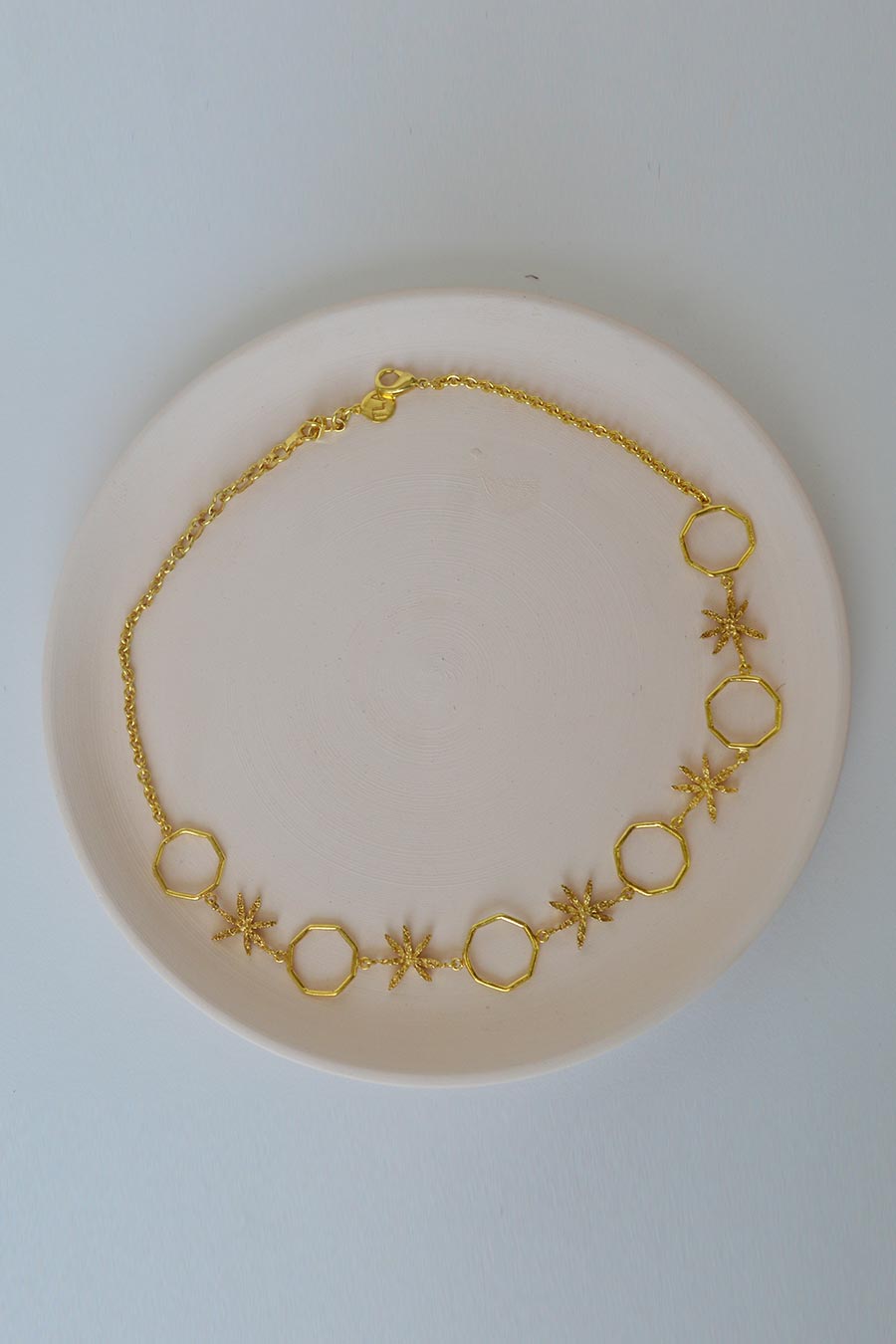 Linked Cinnamon Choker Chain Necklace