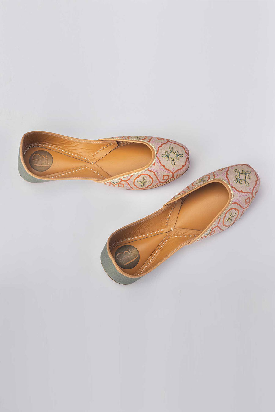 Moroccan Art Printed Jutti