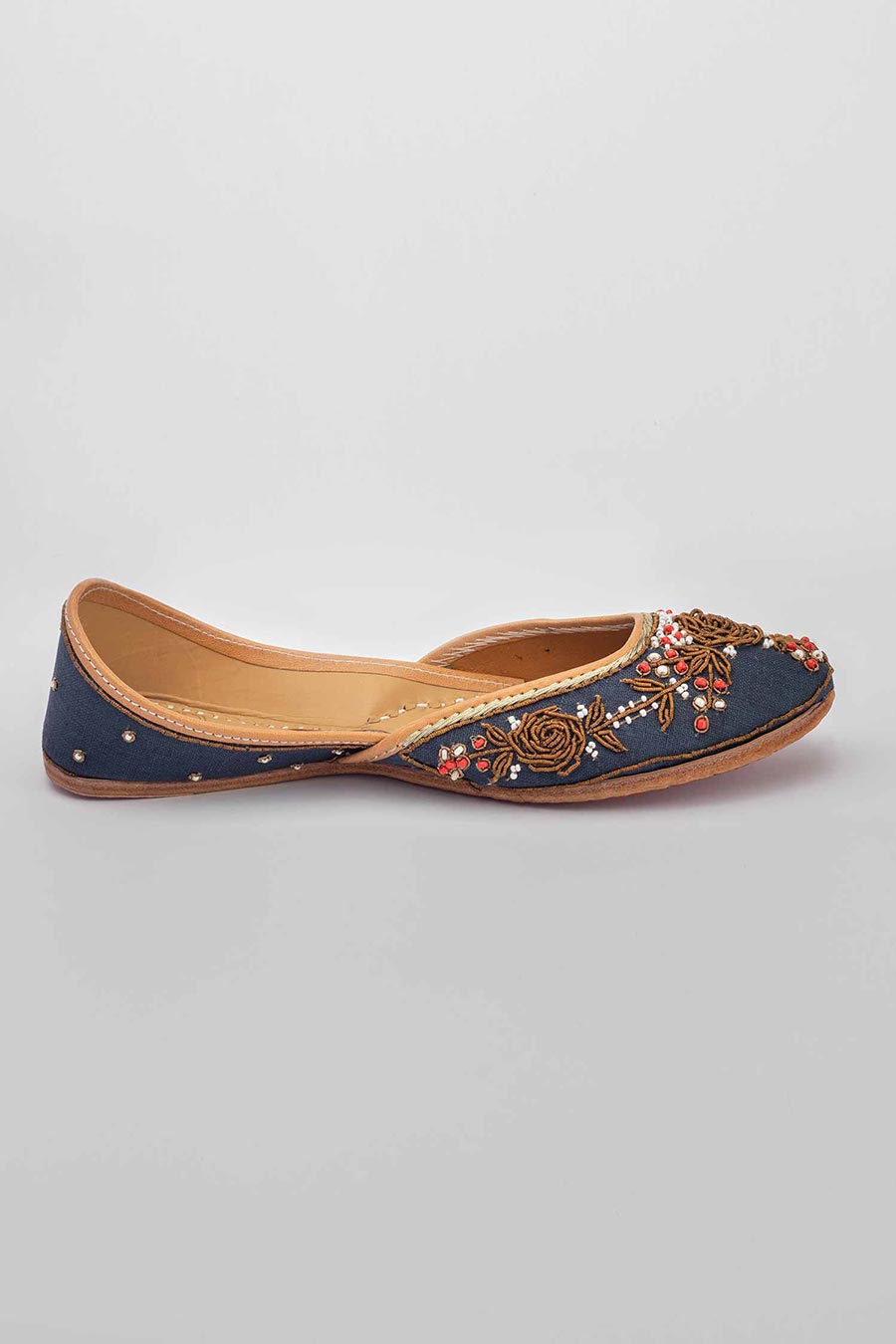 Zardozi Embroidered Royal Blue Jutti