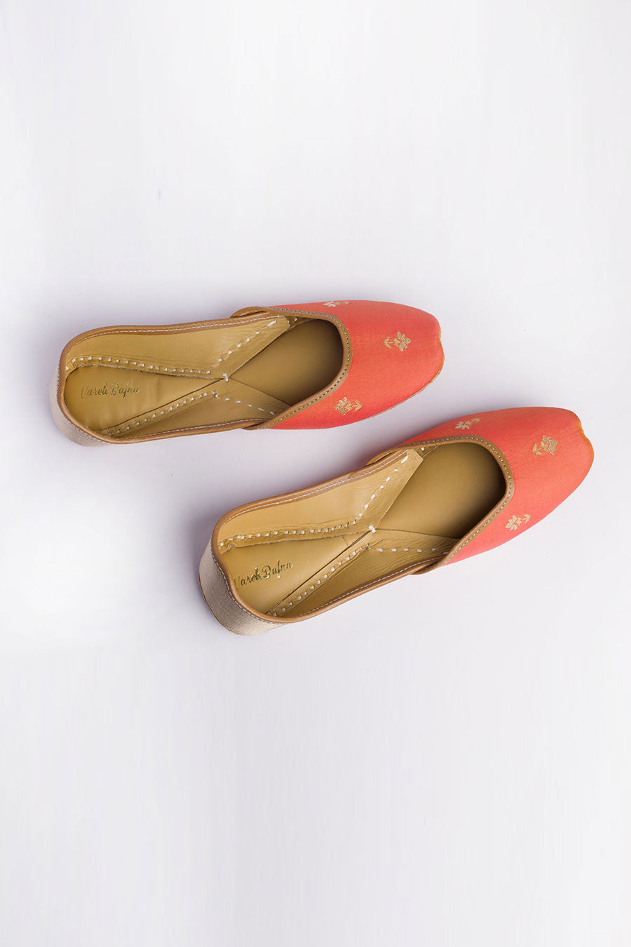 Genda - Brocade Silk Orange Jutti