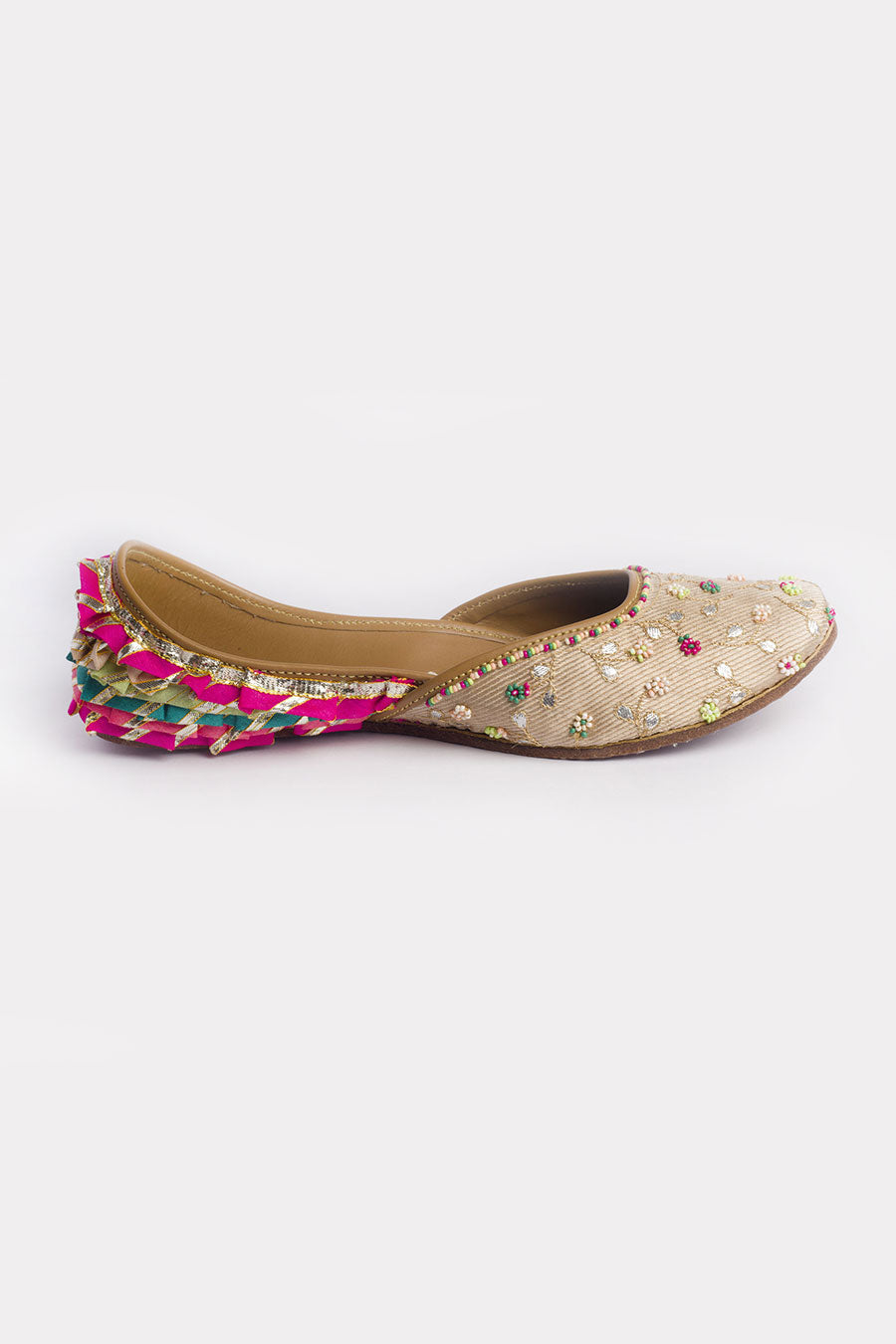 Khas Khas - Bead Embroidered & Ruffled Jutti