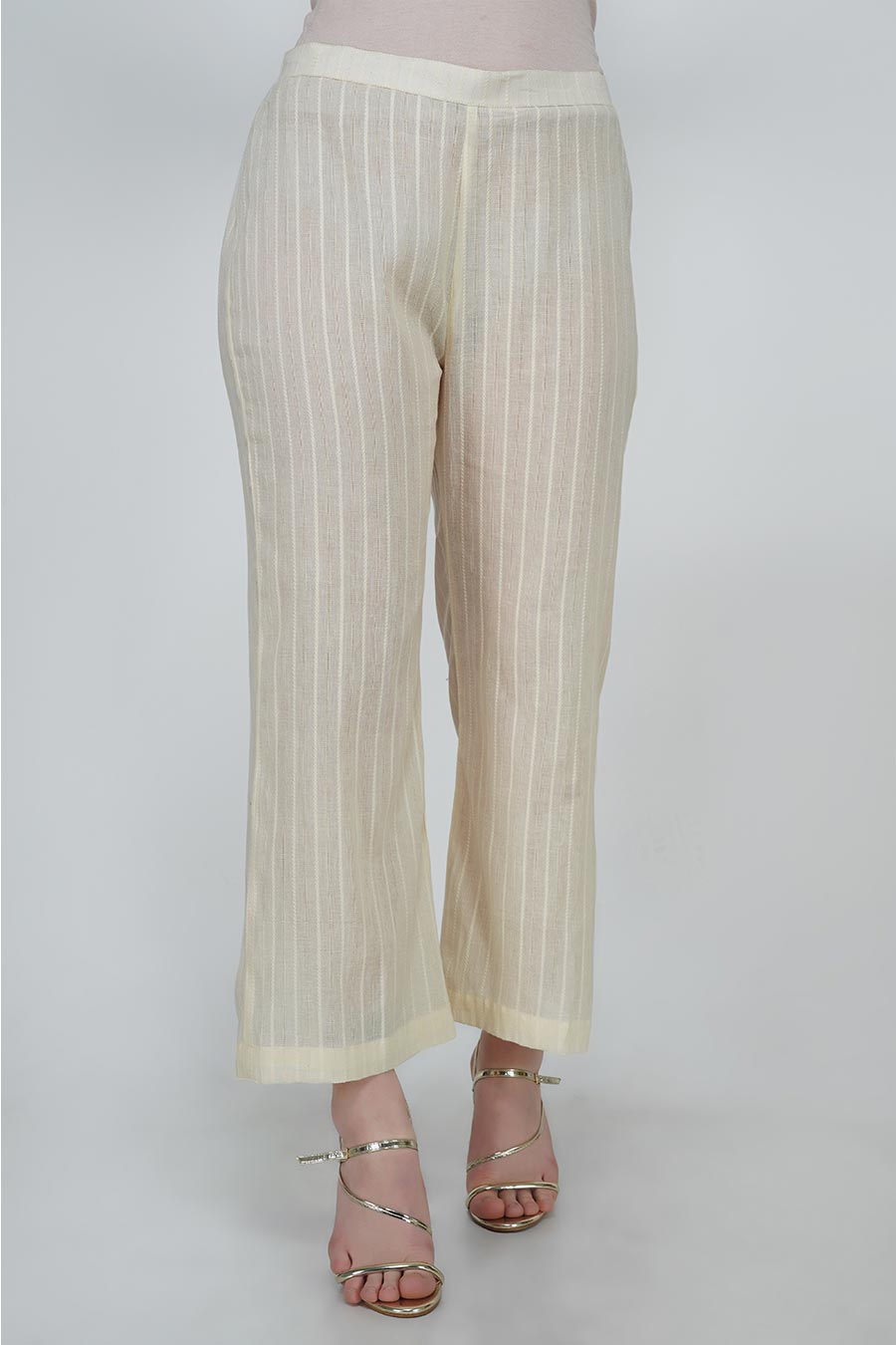 Pearl White Kurta & Pants Set With Slip