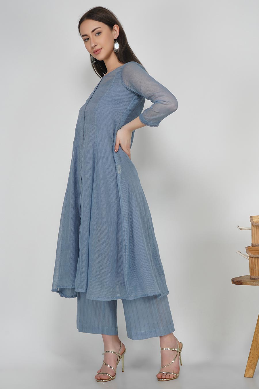 Lavender Kurta & Pants Set With Slip