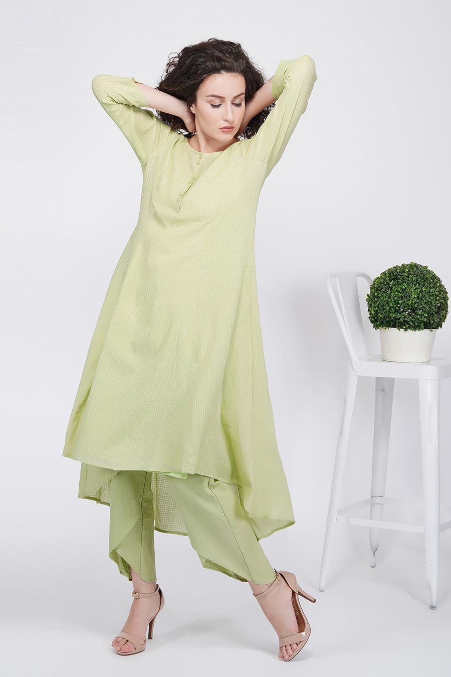 Green High-Low Kurta With Slip