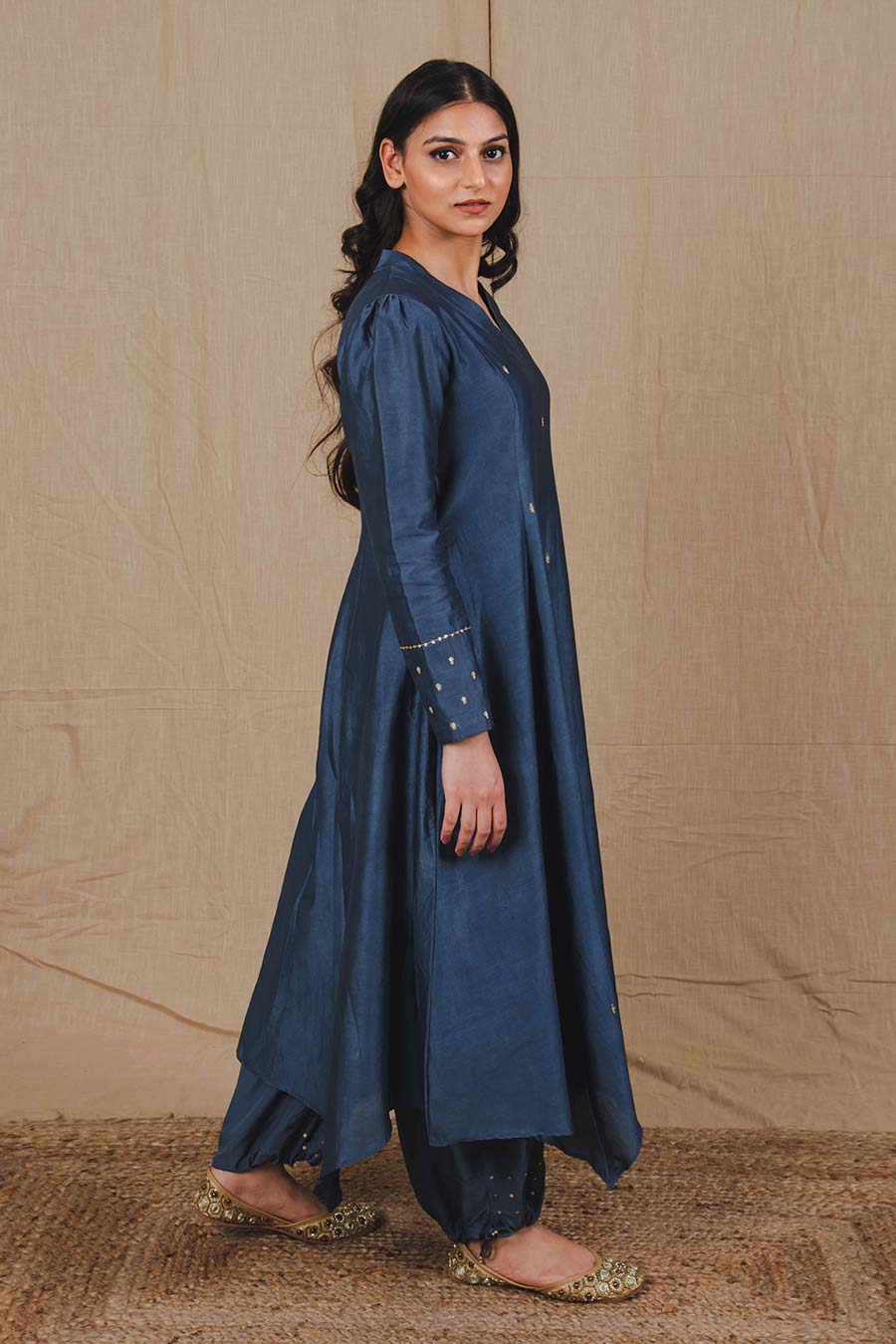 Blue Embroidered Kurta & Pant Set