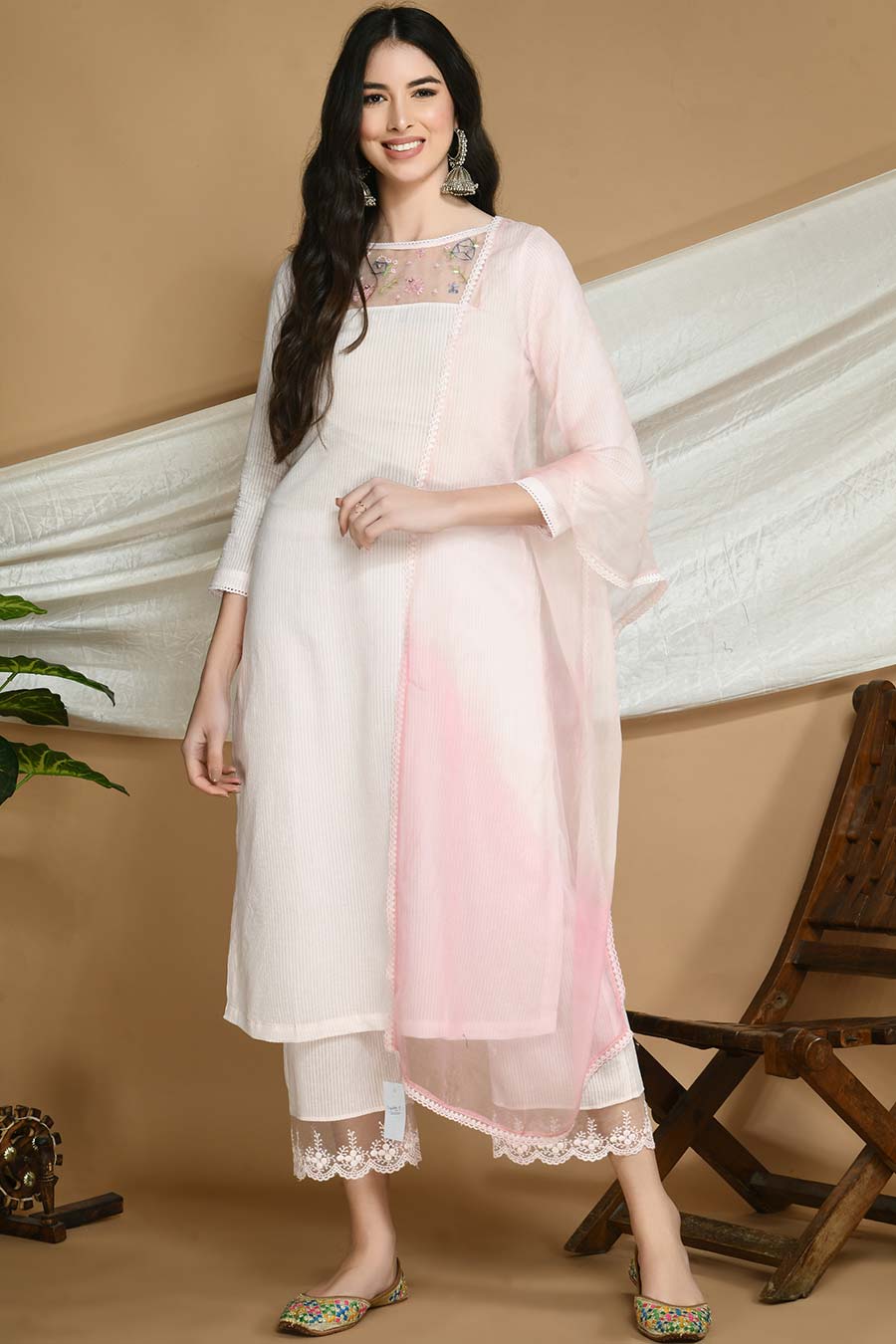 Powder Pink Striped Kurta Set with Organza Stole